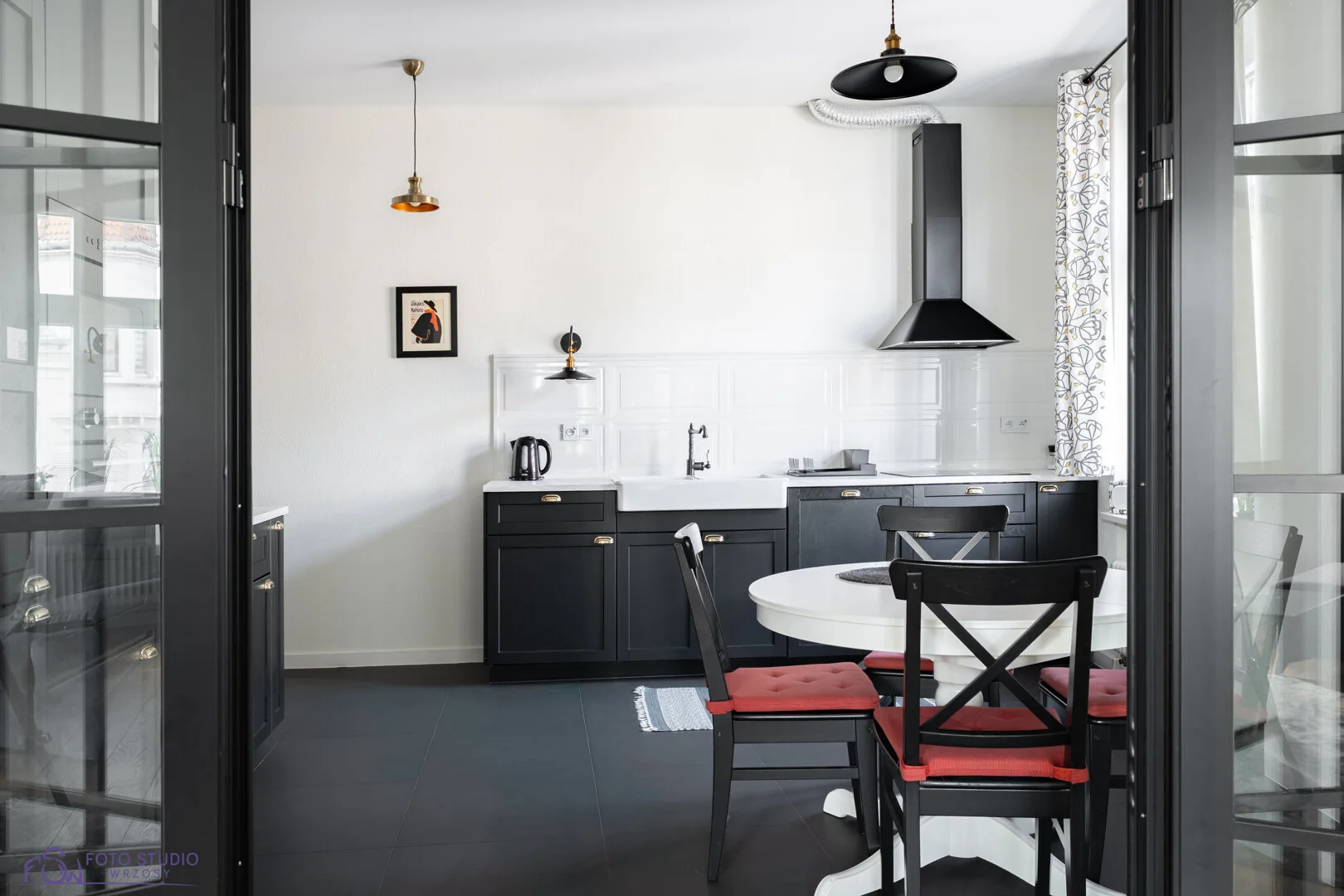 Nocleg w Toruniu dla pracowników – apartament czy pokoje?
