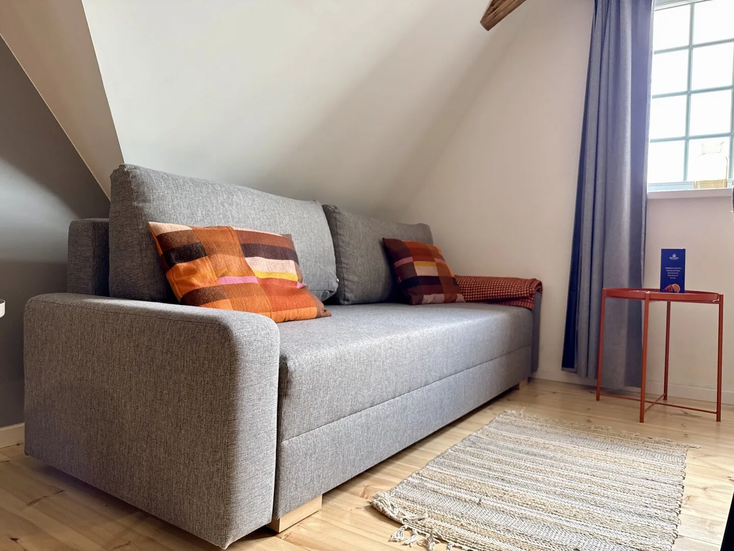 Apartament Toruń z parkingiem. Gdzie nocować samochodem na jesienny weekend?